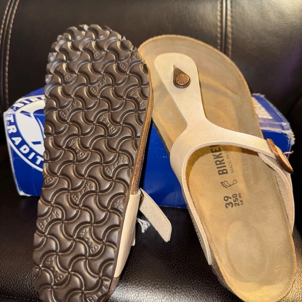 Birkenstock Women's 943871-Off Style Gizeh Sandal, Off-White size 39 or 8.5-9 - Picture 6 of 6